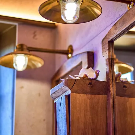 Stone Lace Apartman Kolan