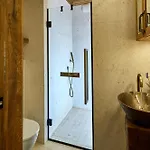 Stone Lace Apartman Kolan