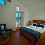Apartman Stone Lace Kolan