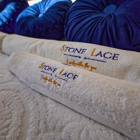 Stone Lace Apartman