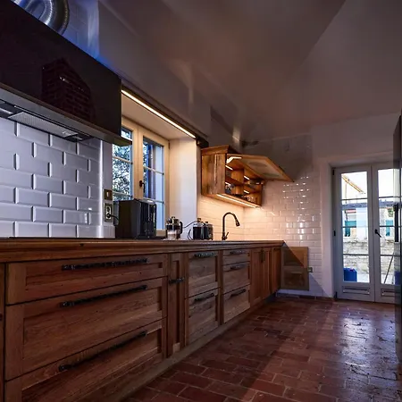 Stone Lace *